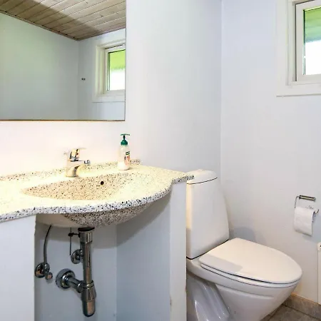 Holiday home 6 Person In Knebel Skodshoved Strand